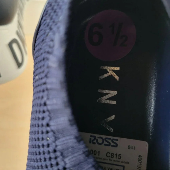 Original DKNY Melissa Navy Wedge Knit Slip-On Sneakers (Size: 6½) - Picture 11 of 14